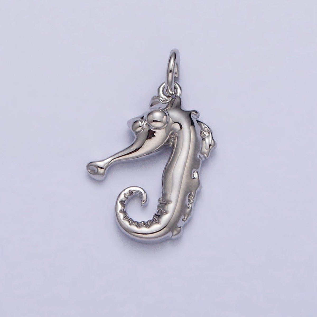 Minimalist Seahorse Ocean Wildlife Charm in Gold & Silver | AC187