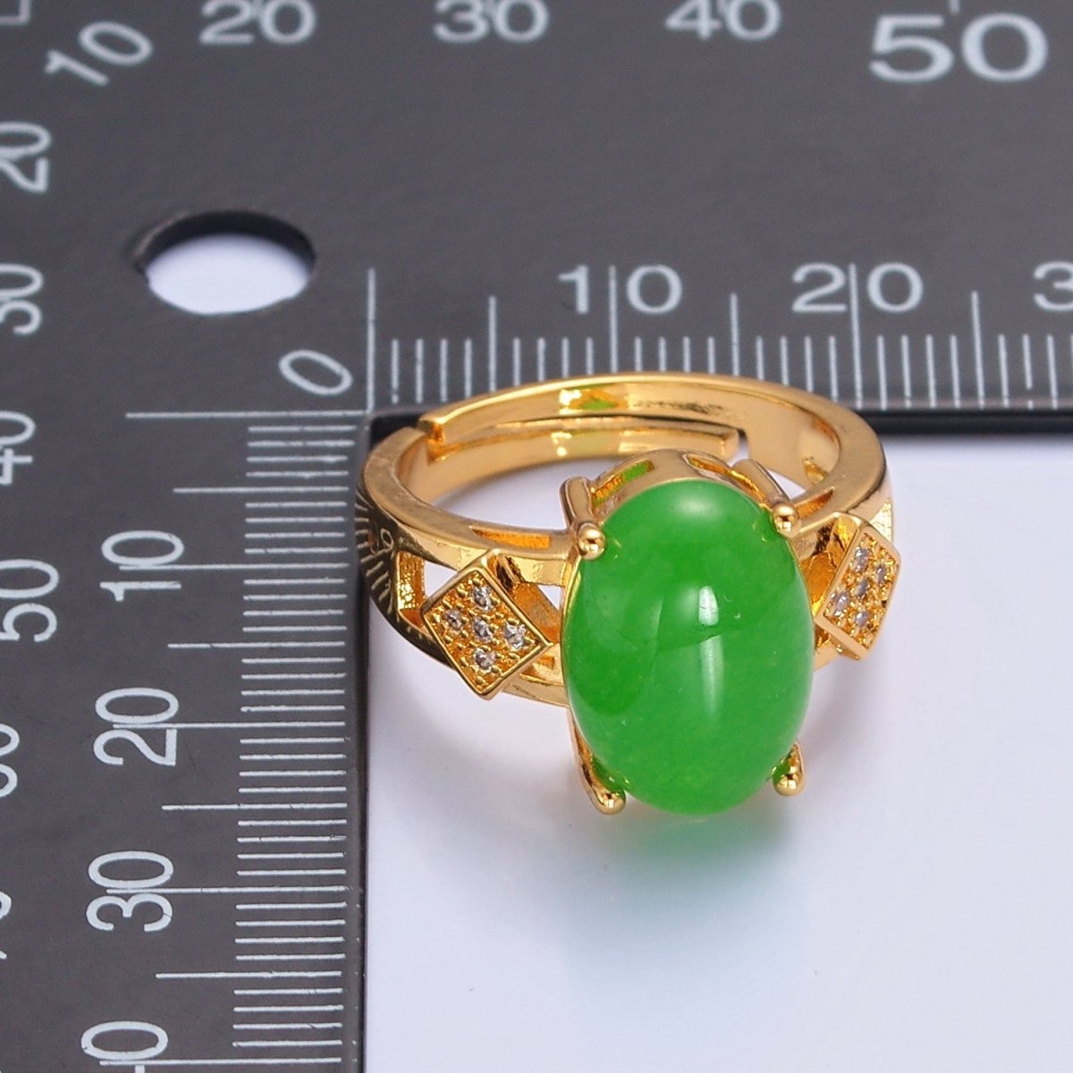 Minimalist Thick Band Micro Pave Rhombus with Oval Green Jade O-764 - DLUXCA