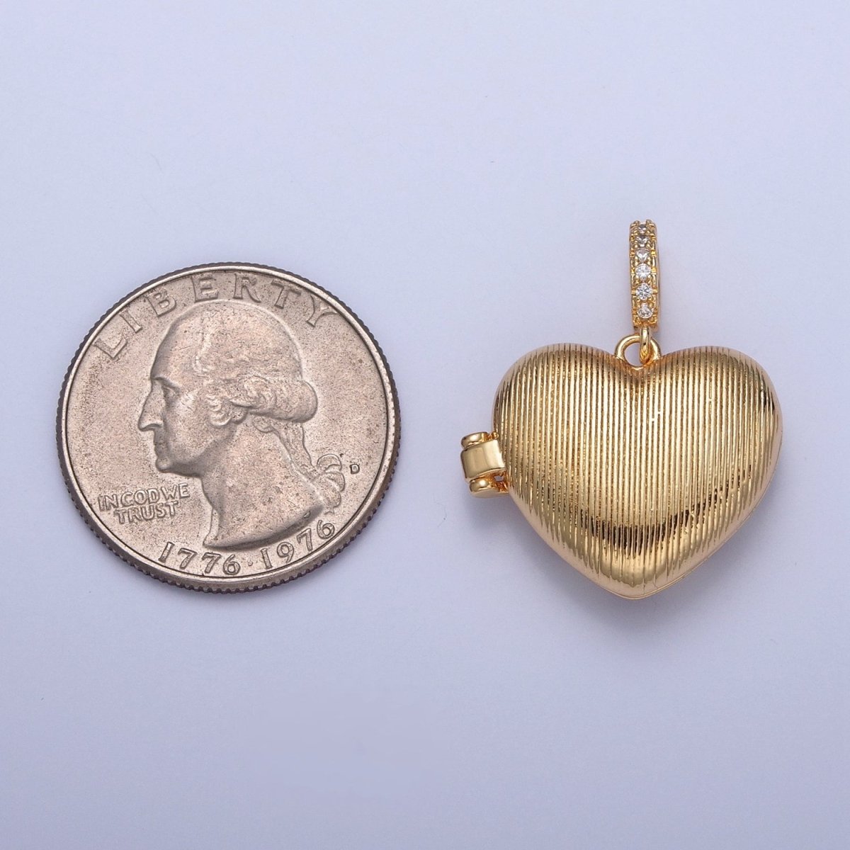 OS Heart Cage Lockets Gold Plated Bead Cage Pendant Aromatherapy Perfume Diffuser Locket Charms H-222