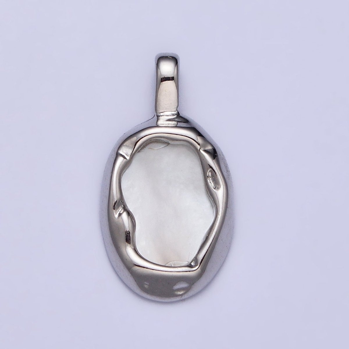 Oval Shell Pearl Hammered Framed Pendant in Gold & Silver | AA093 AA094