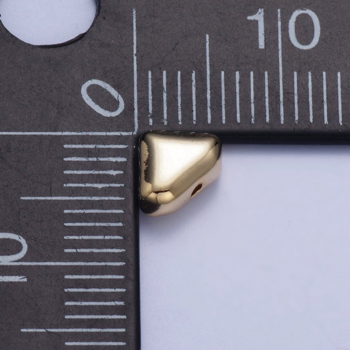 Pieces Pack 5.4mm Mini Triangle Spacer Beads Jewelry Component in Gold & Silver B-070 B-074