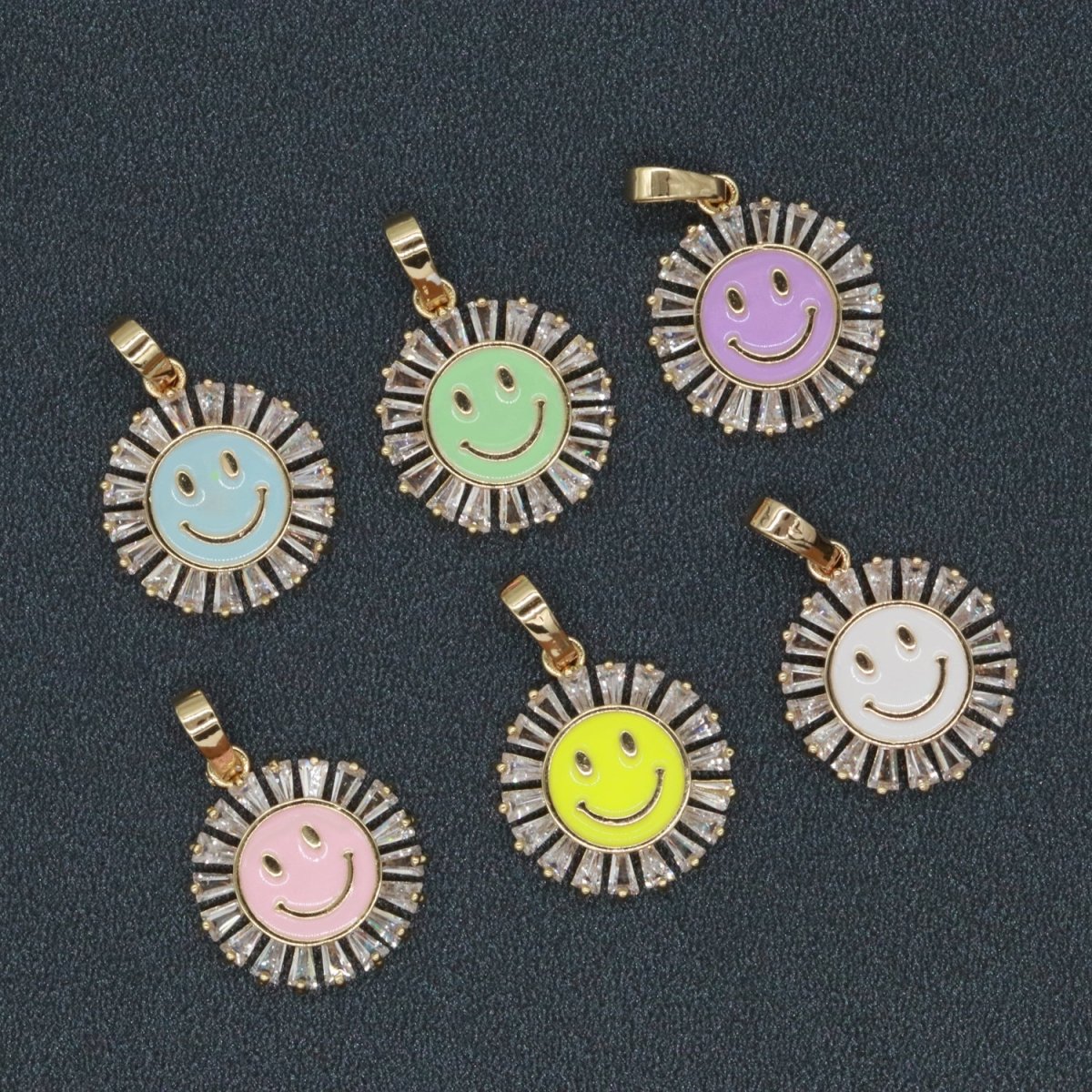 Round Smiley Face Charm Cubic Happy Face Pendant for Necklace Earring Component I-247 I-248 I-250 I-252 I-270 I-274