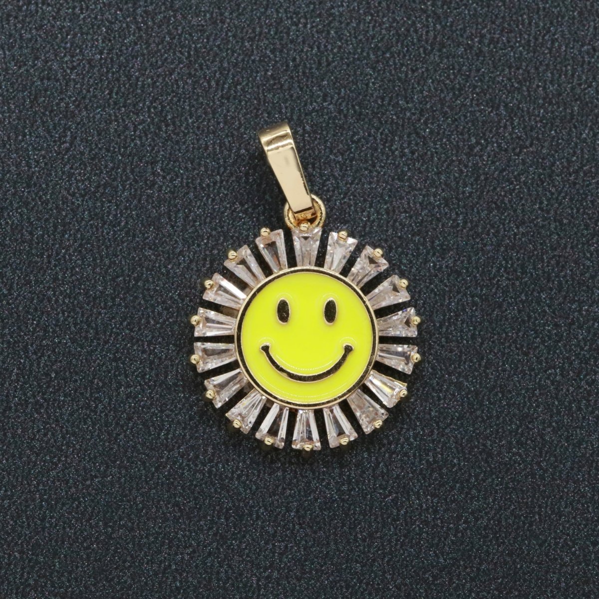 Round Smiley Face Charm Cubic Happy Face Pendant for Necklace Earring Component I-247 I-248 I-250 I-252 I-270 I-274