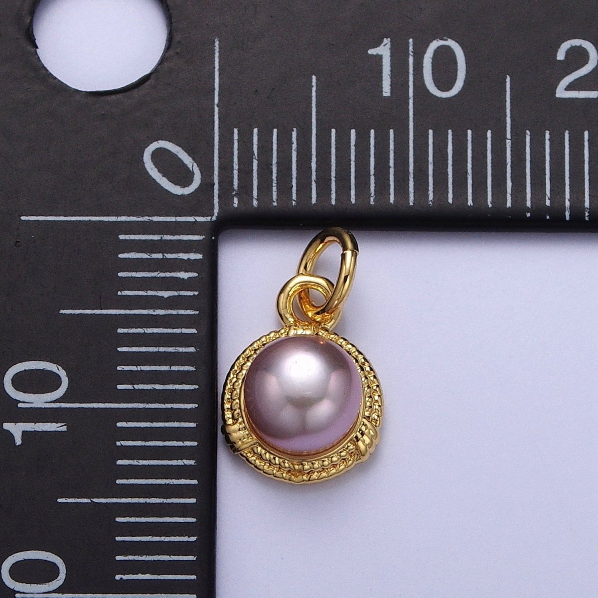 Round White / Purple Shell Pearl Rope Coil Medallion Charm | C185