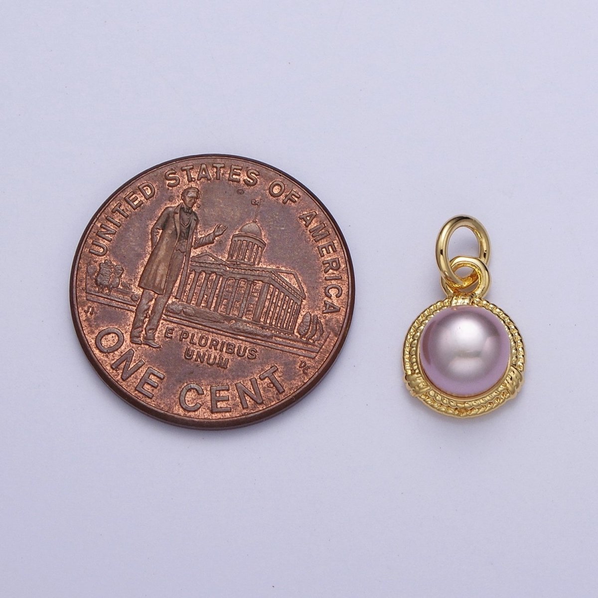 Round White / Purple Shell Pearl Rope Coil Medallion Charm | C185