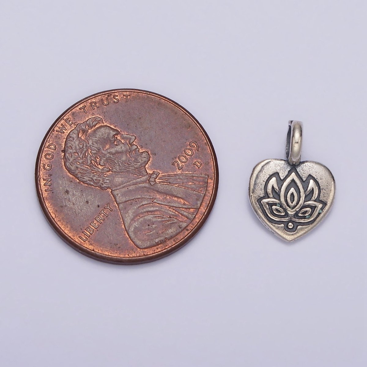 S925 Sterling Silver 13mm Flower Nature Mask Engraved Heart Charm | SL-357 - DLUXCA