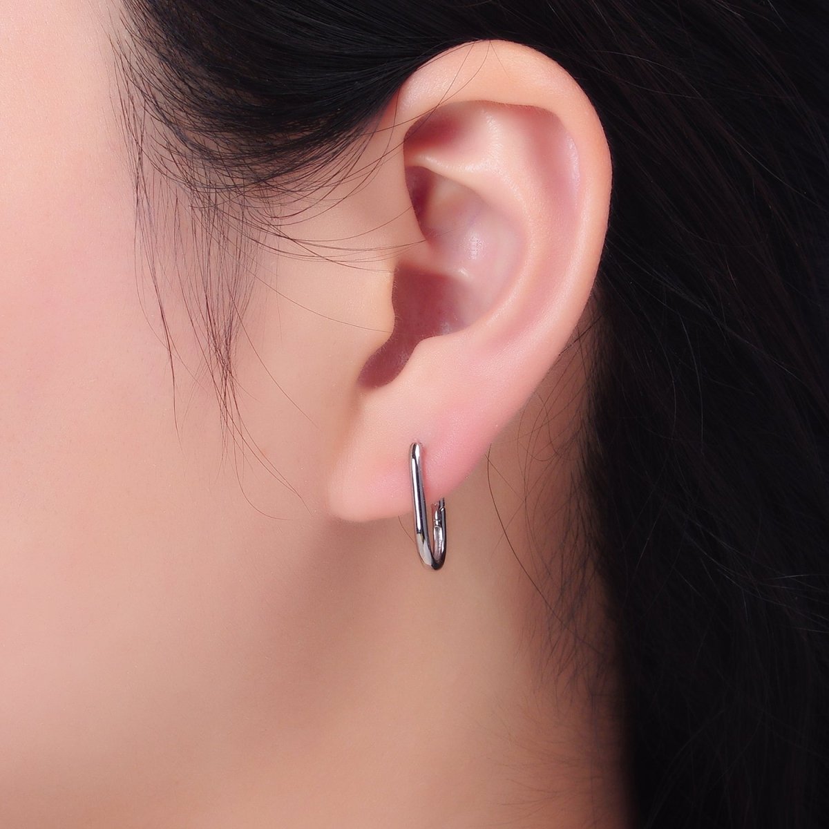 S925 Sterling Silver 15mm Minimalist Oblong Huggie Hoop Earrings | SL - 549 - DLUXCA