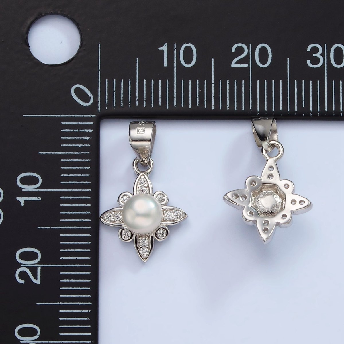 S925 Sterling Silver Pearl Micro Paved CZ Celestial Star Pendant | SL-444 - DLUXCA