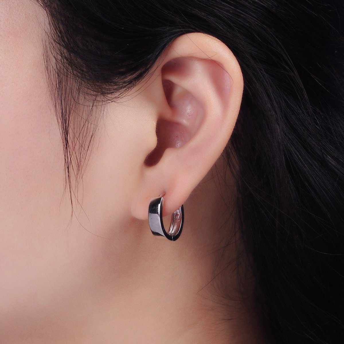 S925 Sterling Silver Wide 16mm Minimalist Huggie Earrings | SL-412 - DLUXCA