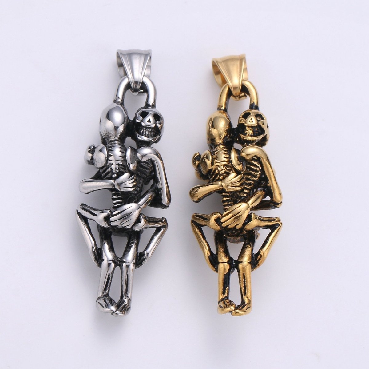 Silver Skull Forever Love Sex Pendant, Silver Sex Skull Hug Pendant, Stainless Steel Skull Skeleton Pendant for Men Jewelry J-799