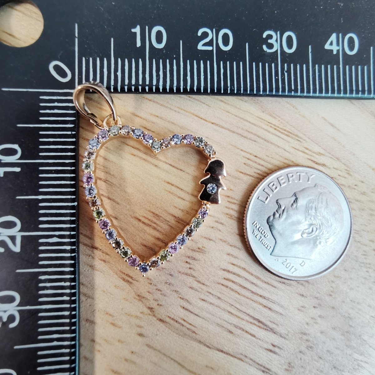 Simple Minimalist Rainbow Gold Filled Heart Pendants I-826 - DLUXCA