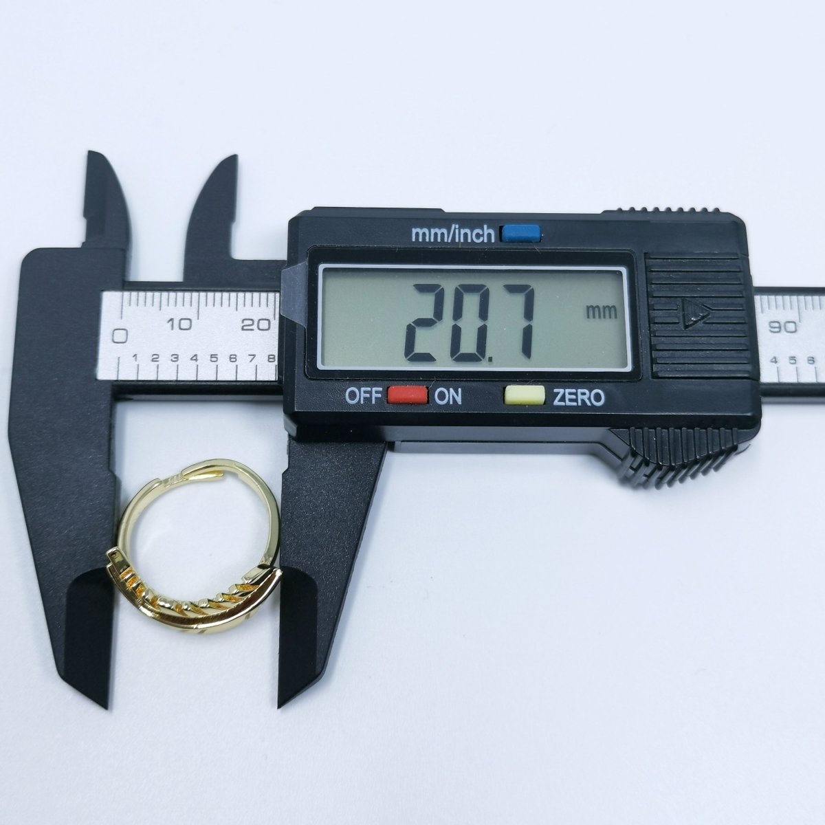 Single Leaf Gold Filled Adjustable Ring R-241