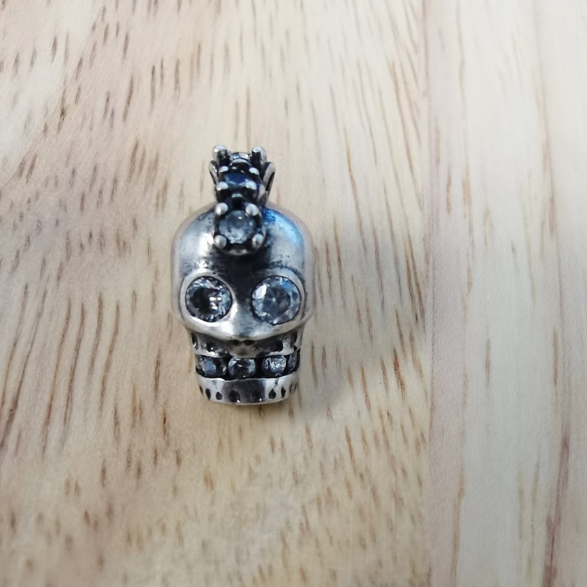 Skull Halloween Scary Head Ghost Soul Crystal DIY Craft Cubic Zirconia Bracelet Charm Bead Findings Connector for Jewelry Making B-251