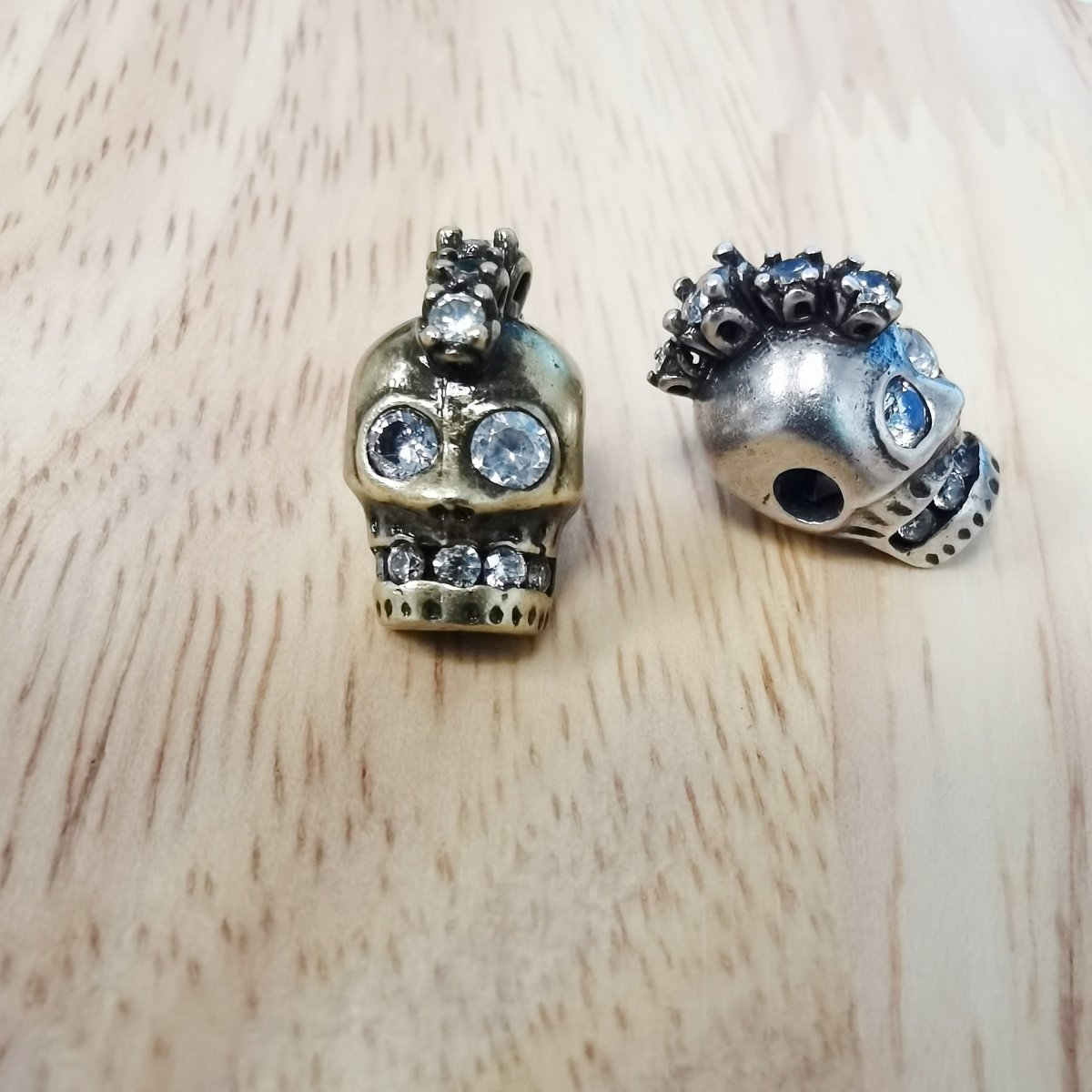 Skull Halloween Scary Head Ghost Soul Crystal DIY Craft Cubic Zirconia Bracelet Charm Bead Findings Connector for Jewelry Making B-251