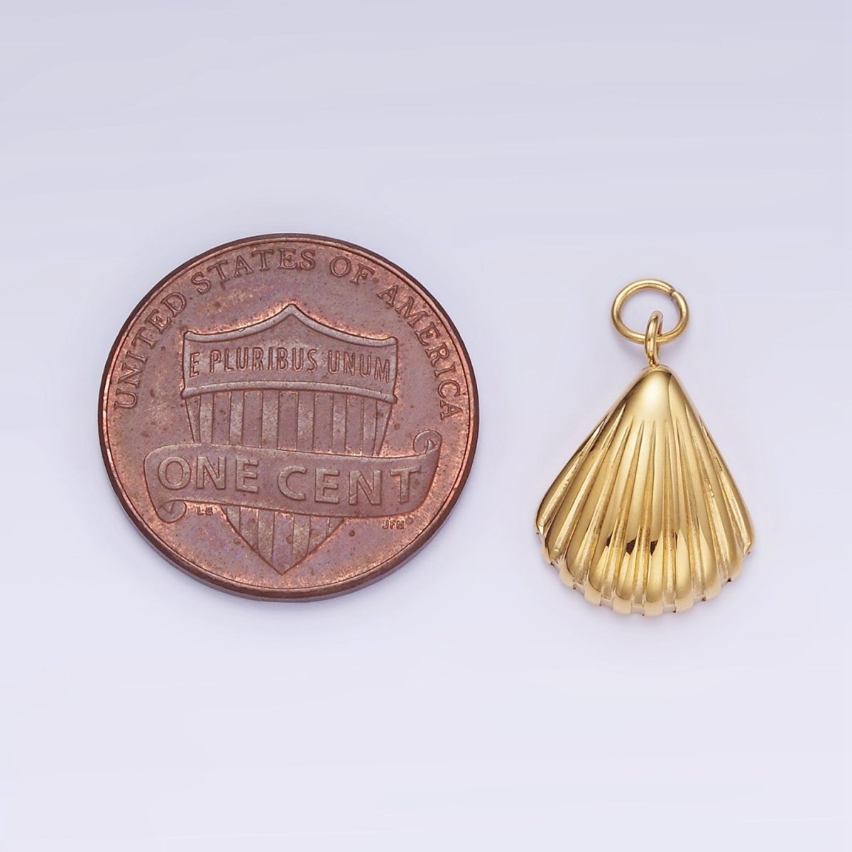 Stainless Steel 18mm Clam Sea Shell Minimalist Charm | P960 - DLUXCA