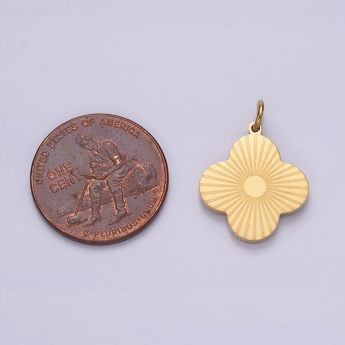 Stainless Steel 20mm Celestial Sun Ray Quatrefoil Clover Charm | P - 635 - DLUXCA