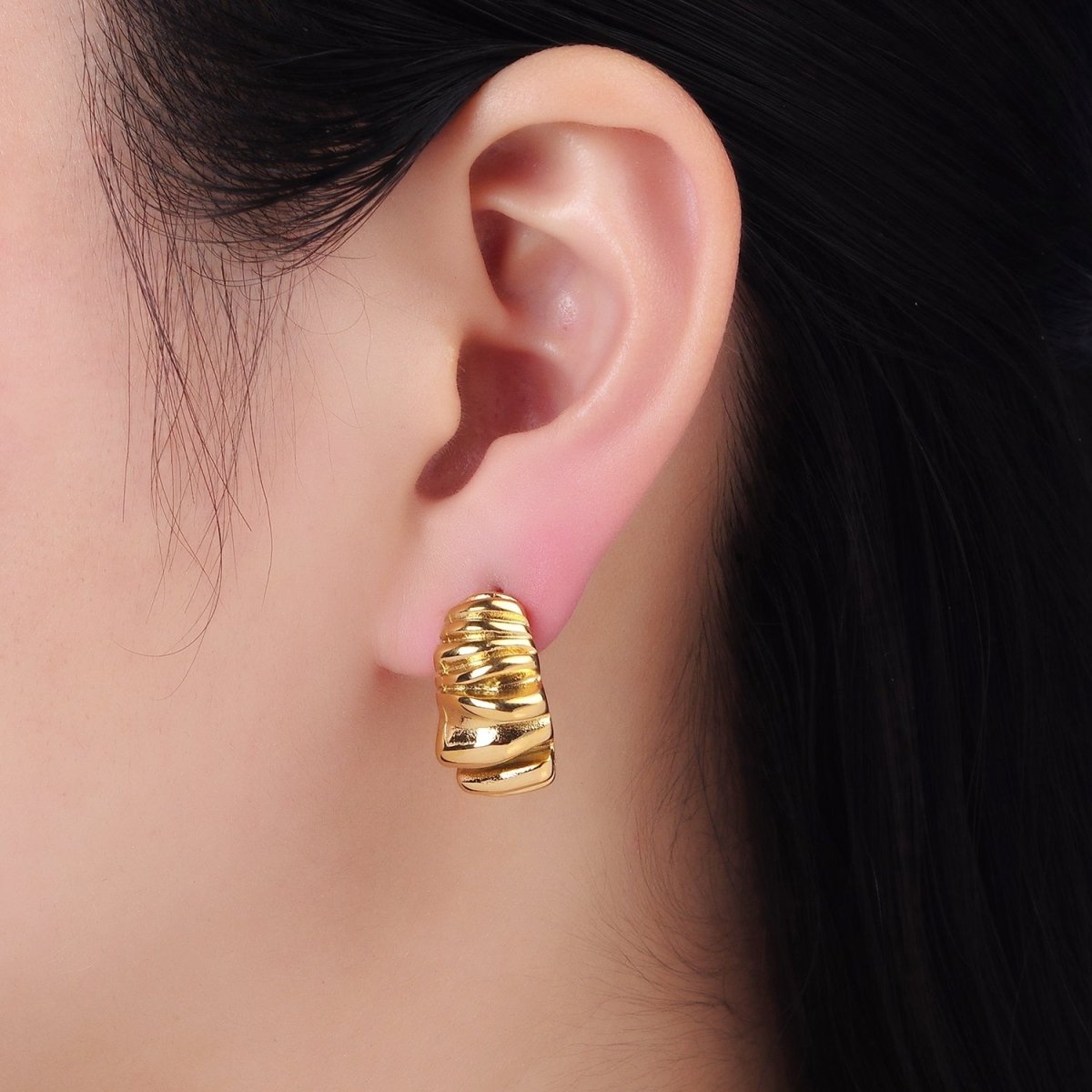 Stainless Steel 21mm Molten Foil J-Shaped Hoop Earrings in Gold & Silver | P440 P441