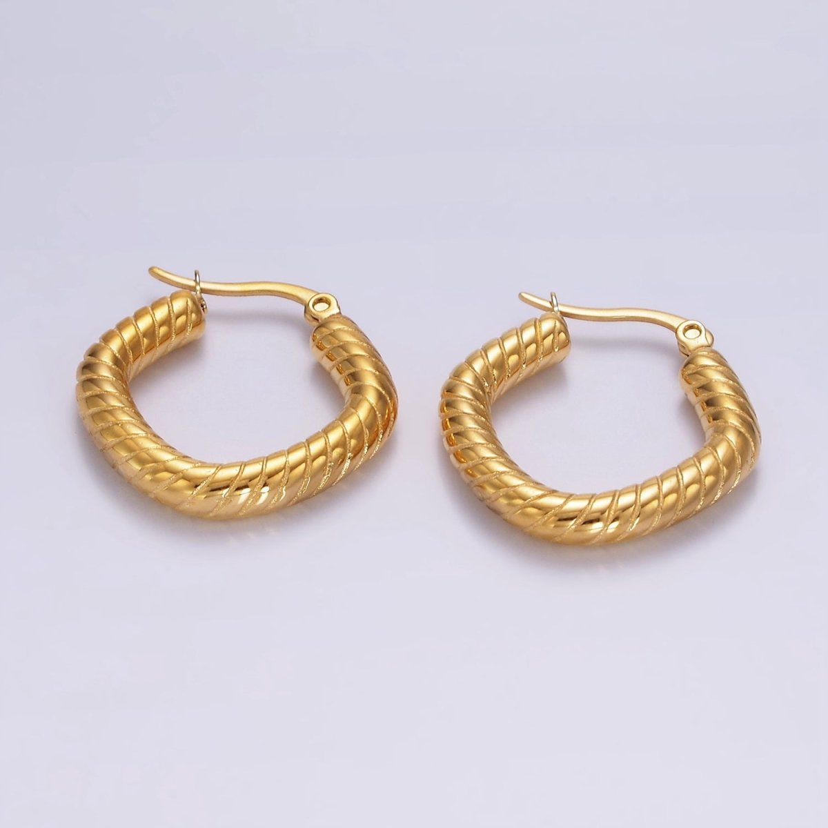 Stainless Steel 25mm Line-Textured Rhombus Latch Hoop Earrings | AE394 - DLUXCA