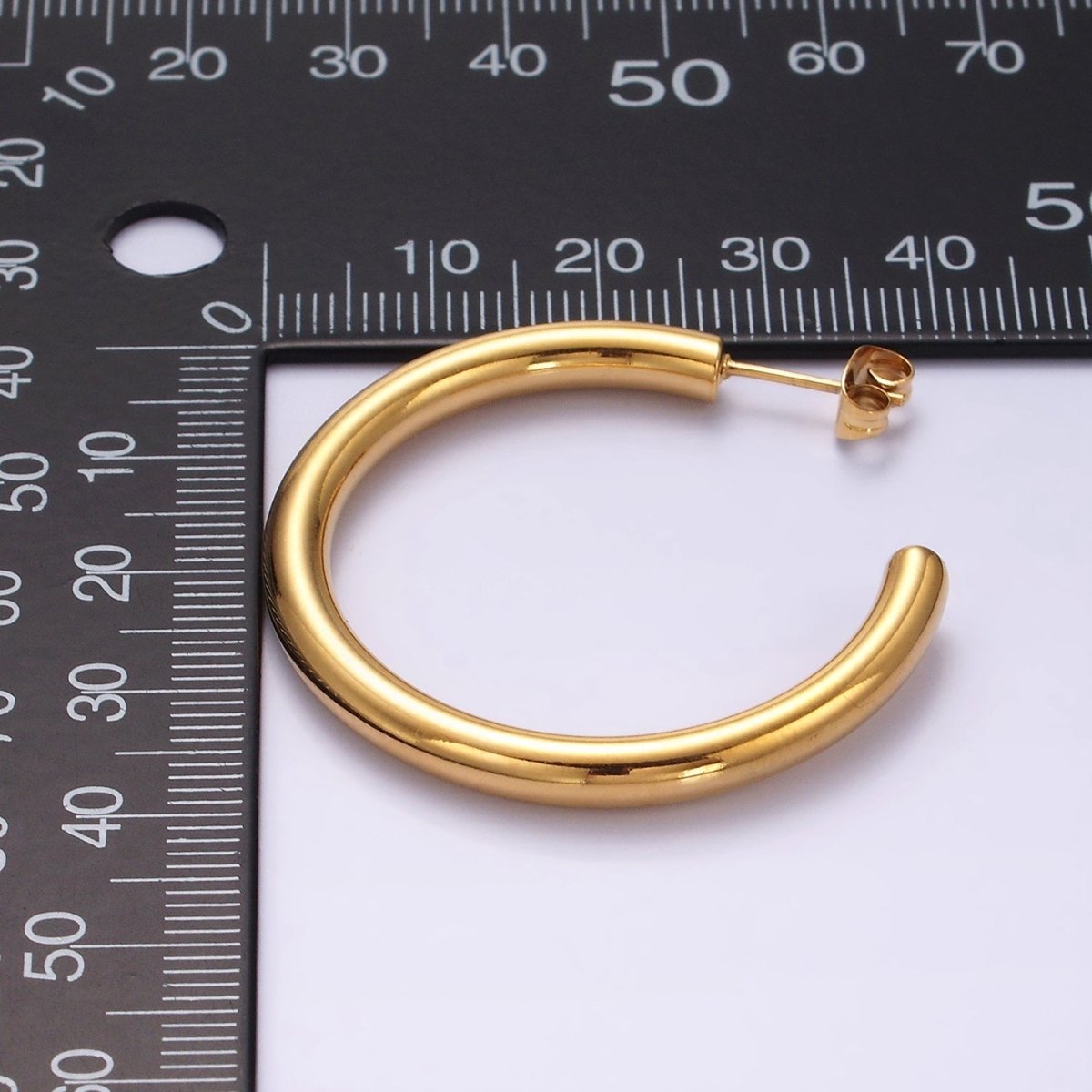 Stainless Steel 30mm, 35mm, 40mm Minimalist C-Shaped Hoop Earrings in Gold & Silver | AE223 - AE228