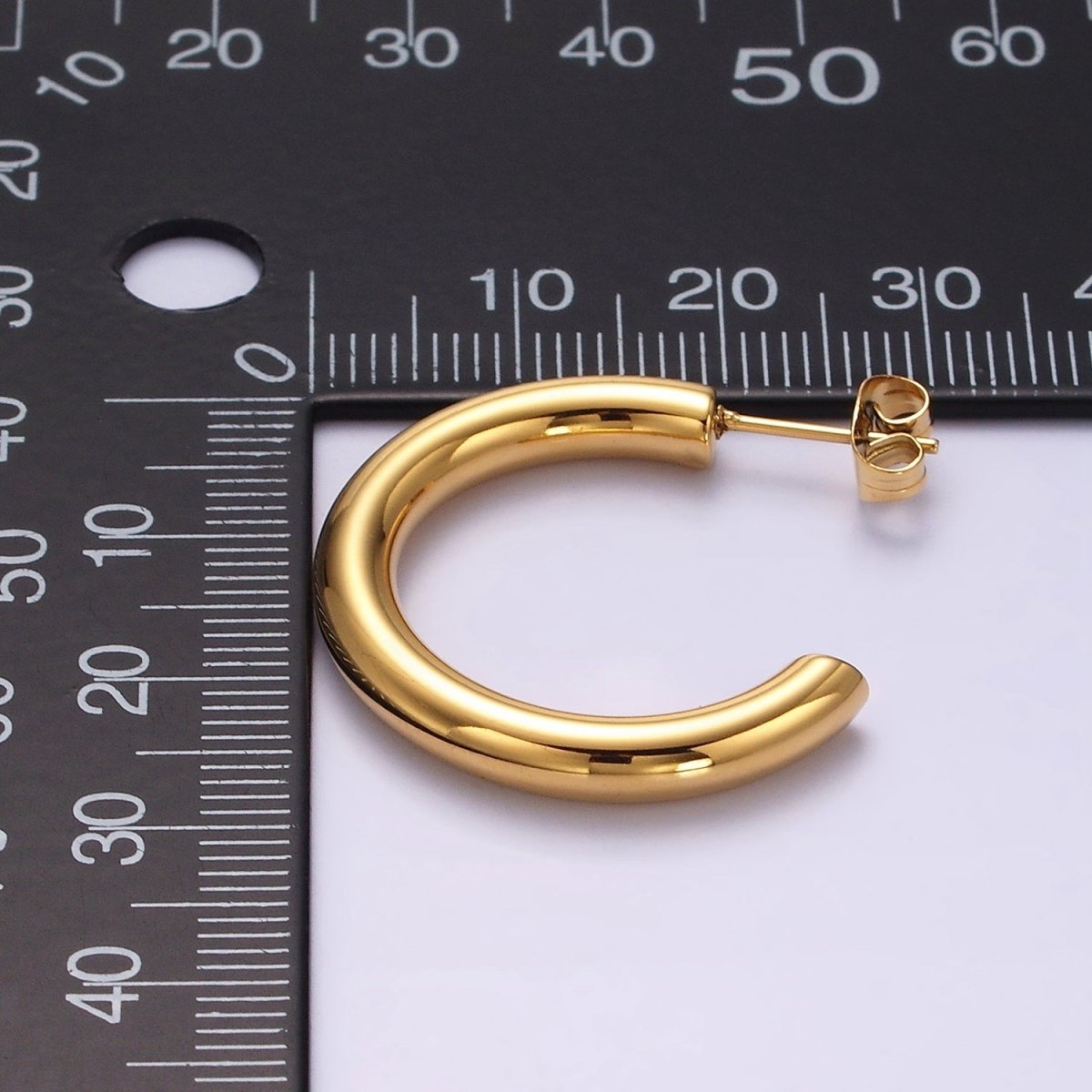 Stainless Steel 30mm, 35mm, 40mm Minimalist C-Shaped Hoop Earrings in Gold & Silver | AE223 - AE228