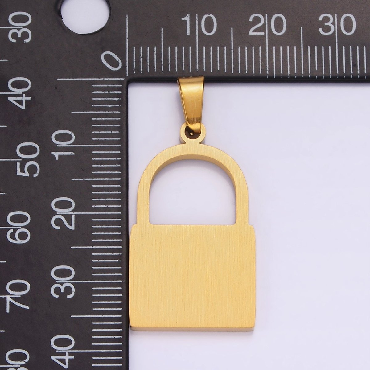 Stainless Steel 30mm Padlock Minimalist Pendant in Gold & Silver | P-846
