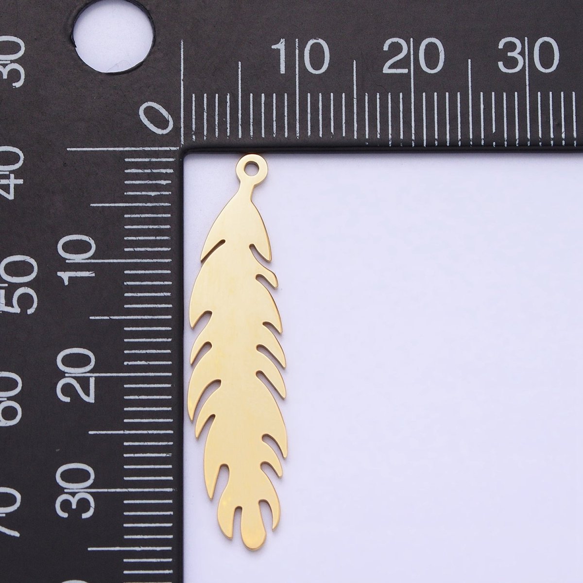 Stainless Steel 34.8mm Nature Long Leaf Add-On Charm in Gold & Silver | P-924