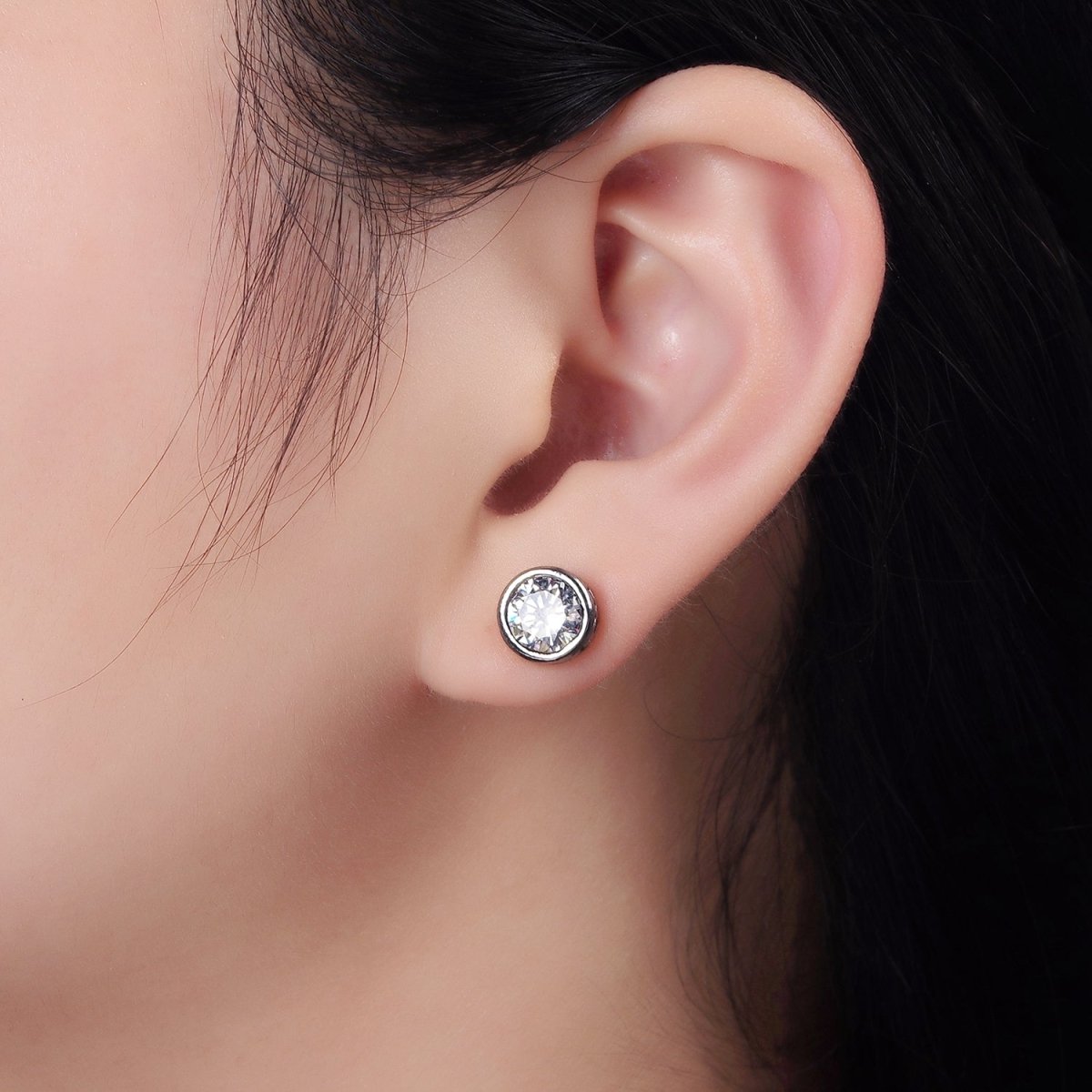 Stainless Steel 8.8mm Round Clear Infinity Stud Earrings | AE691 - DLUXCA