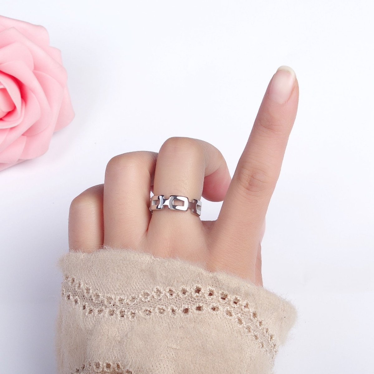 Stainless Steel Boxy Cable Chain Link Ring in Gold & Silver | O-1657~O-1664