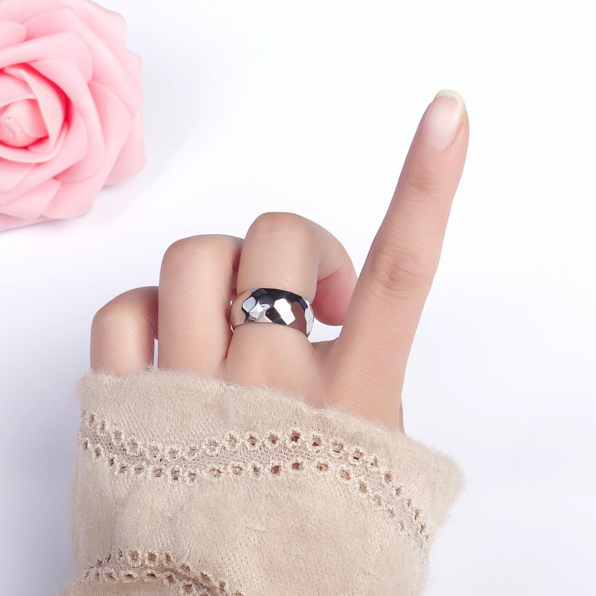 Stainless Steel Chunky Hammered Minimalist Band Ring in Gold & Silver | O-1649~O-1656