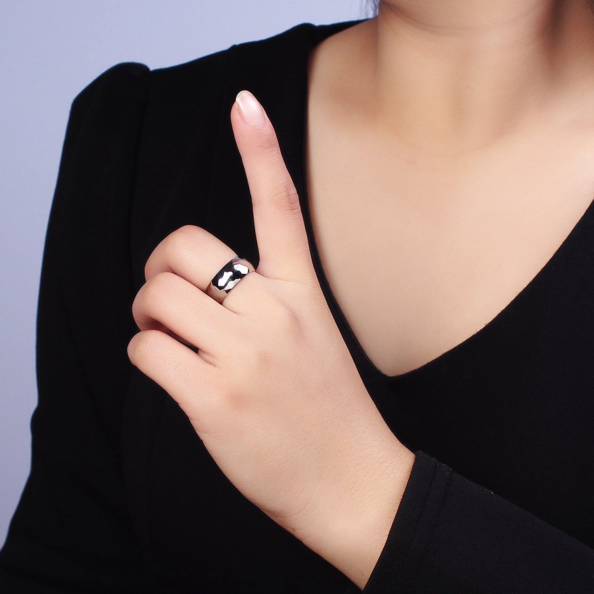 Stainless Steel Chunky Hammered Minimalist Band Ring in Gold & Silver | O-1649~O-1656