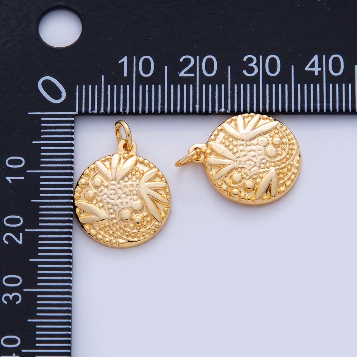 Stainless Steel Circular Plant Flower Dotted Round Charm | AF321 - DLUXCA