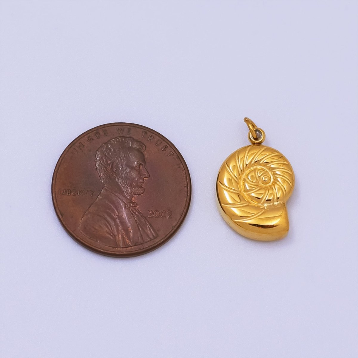 Stainless Steel Clam Shell Pearl Minimalist Pendant | P1219 - DLUXCA