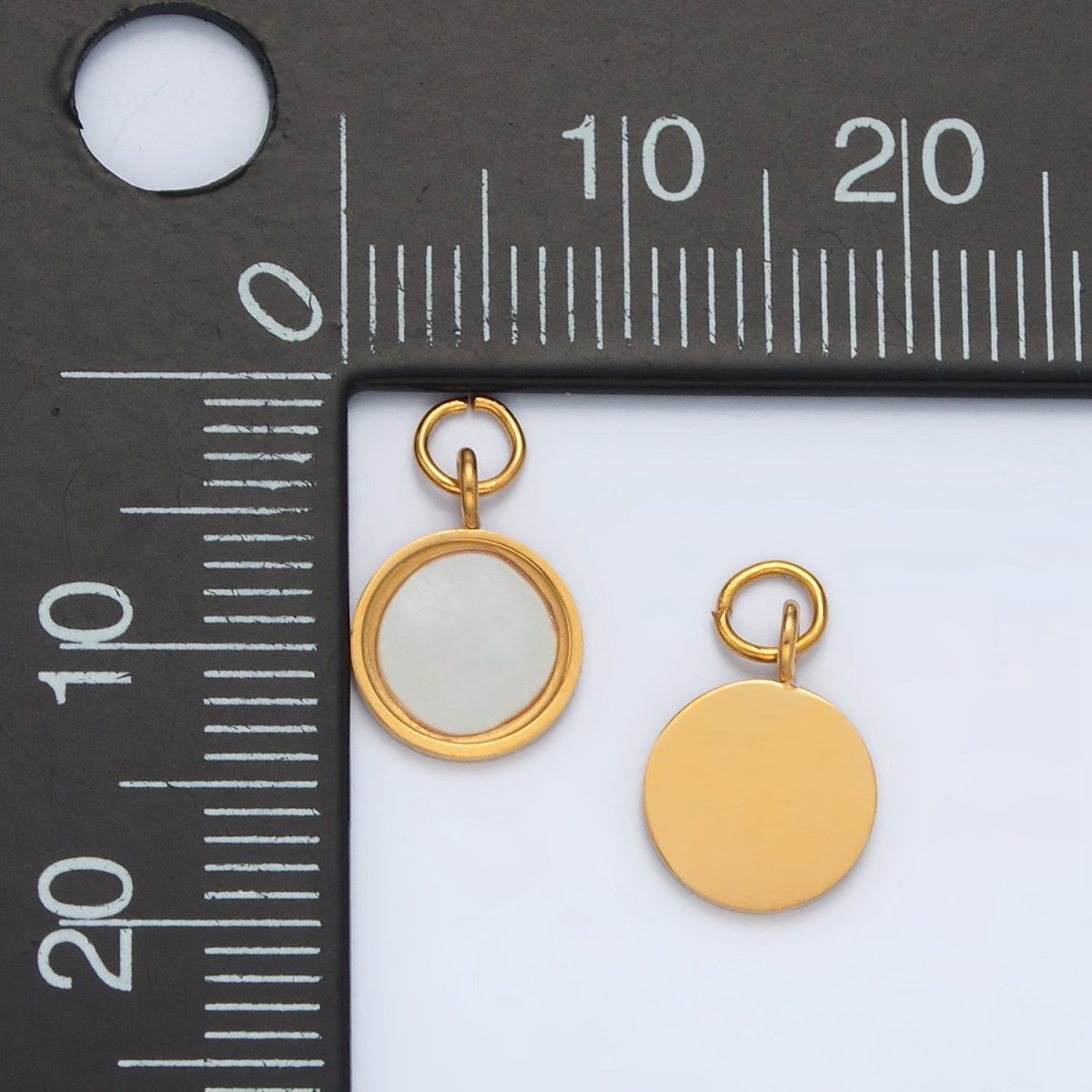 Stainless Steel Mini Shell Pearl Round Charm | P1036 - DLUXCA