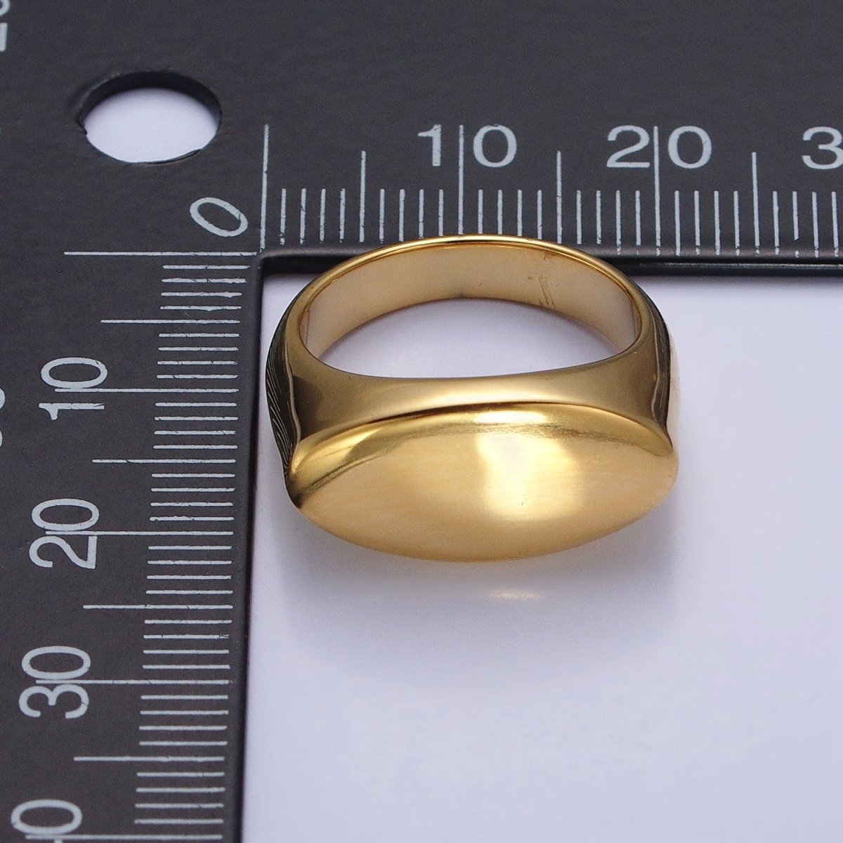 Stainless Steel Oval Chubby Personalized Signet Ring in Gold & Silver | O-1665~O-1672