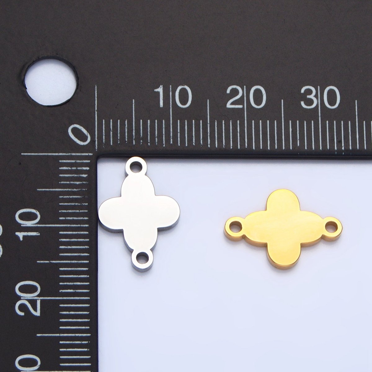 Stainless Steel Quatrefoil Clover Minimalist Floral Connector in Gold & Silver | F375