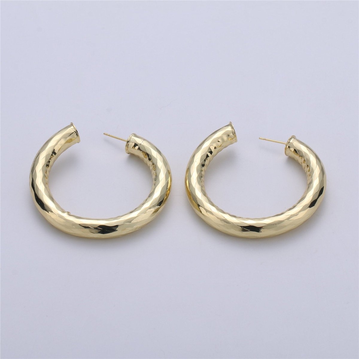 Thick Gold Hoop Earring, Chunky Gold Hoop, Medium Gold Hoop Earring, Open Hoop Earring, Tube Hoop Earring Lead, Nickel Free Q-004 Q-006 Q-008