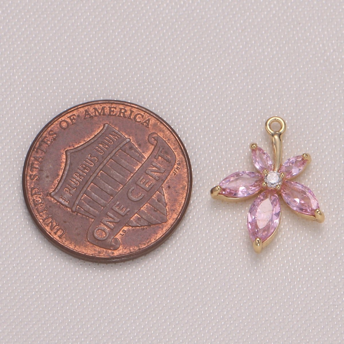 Tiny Flower Charm, Floral Daisy Petal Charm Pendant Yellow Purple Pink GP-949 GP-950 GP-951