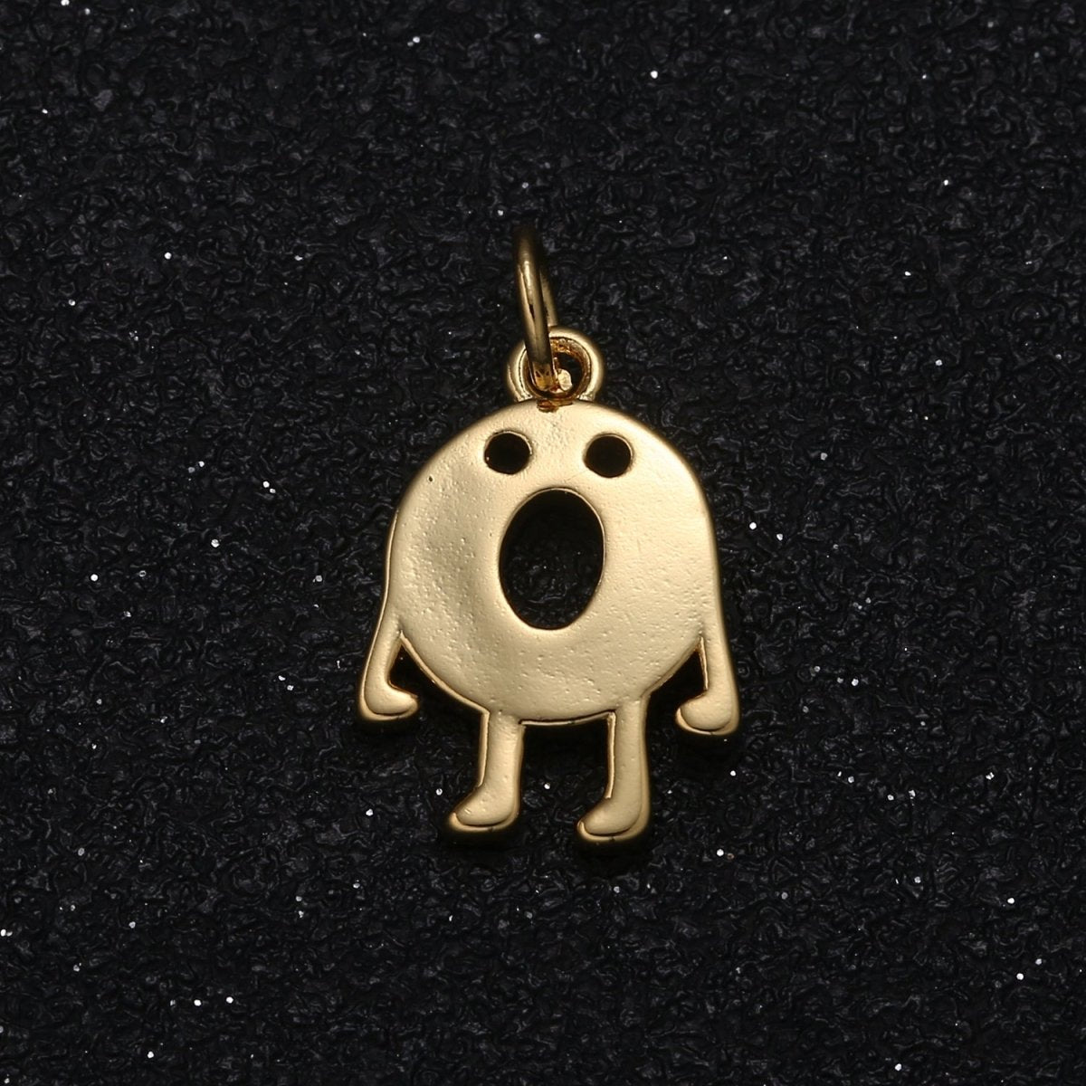 Tiny Gold Plated Gasping Shock Face Charm Golden Thin Plate Screaming Gesture Charm Pendant GP-039