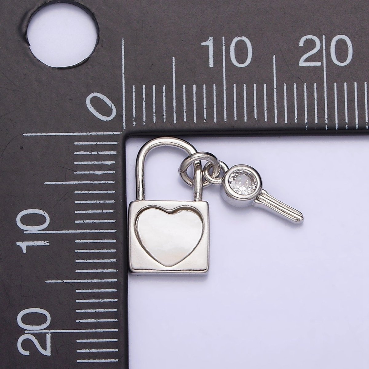 White Gold Filled Heart Shell Pearl CZ Key Padlock Pendant | N1007 - DLUXCA