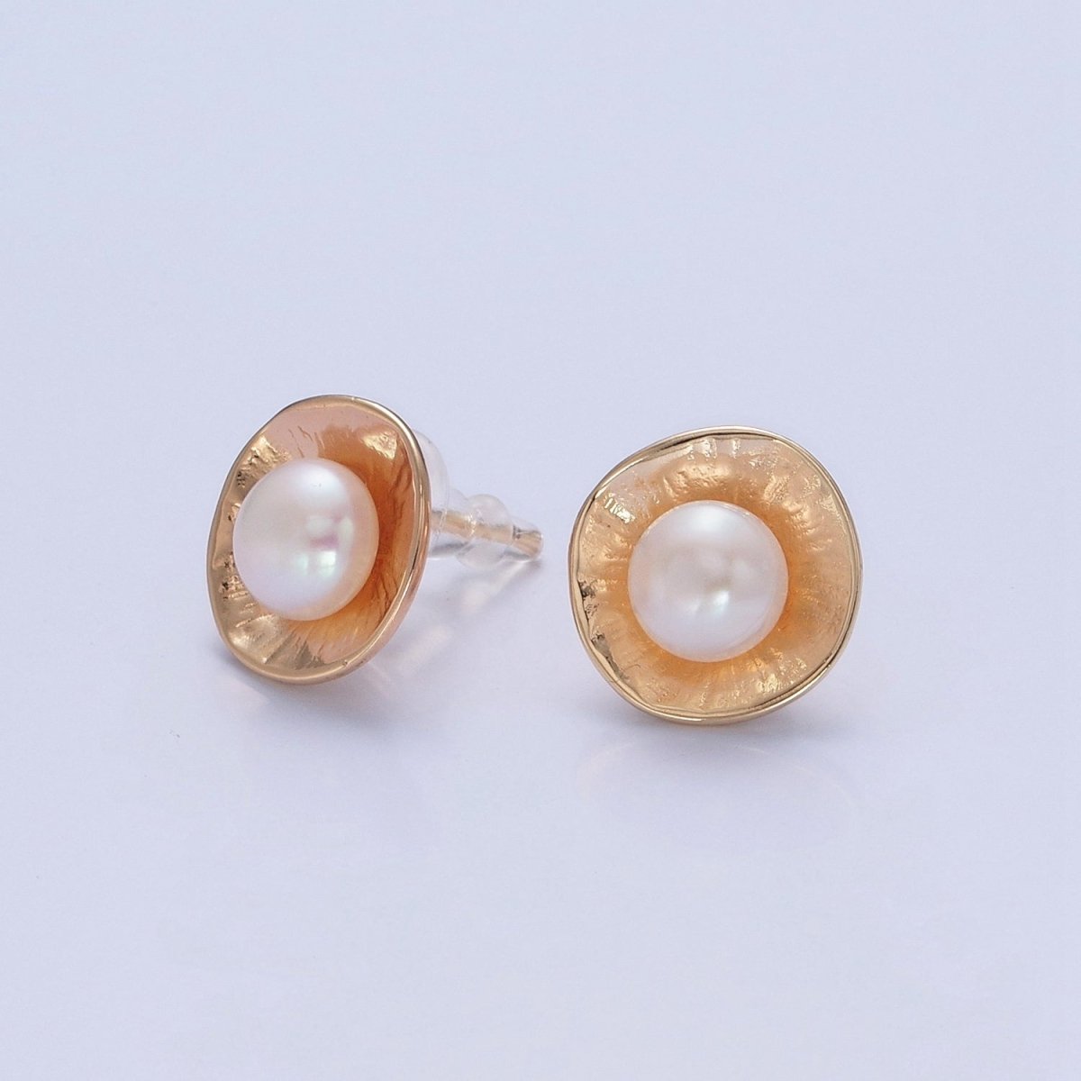 White Pearl Stud Earring T-537 - DLUXCA