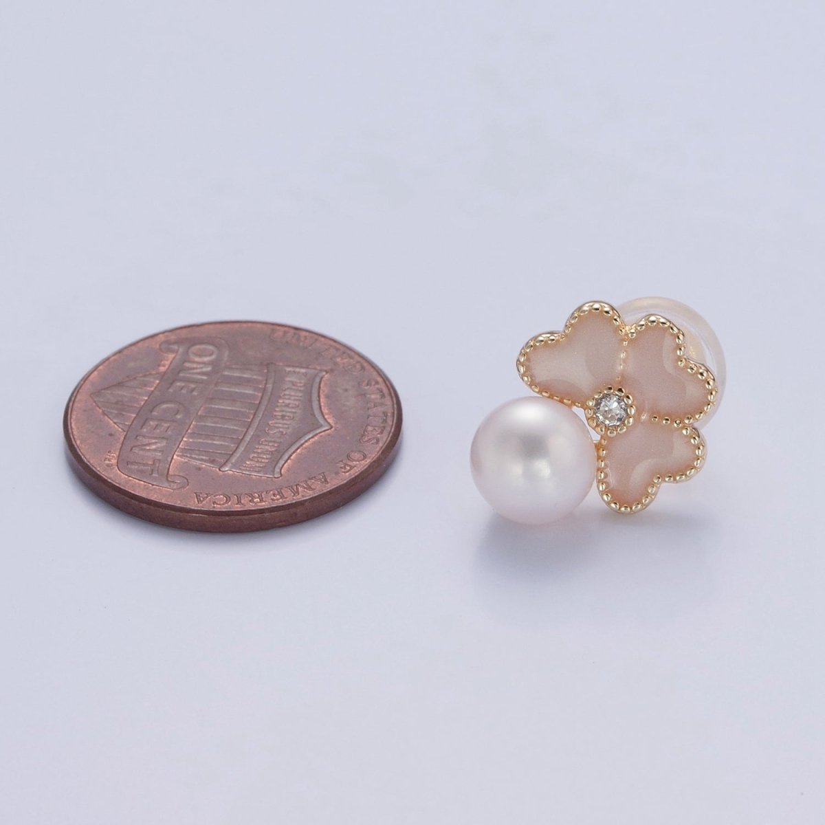 OS White Pearl Stud Earring with Pink Heart for Wedding Jewelry T-531