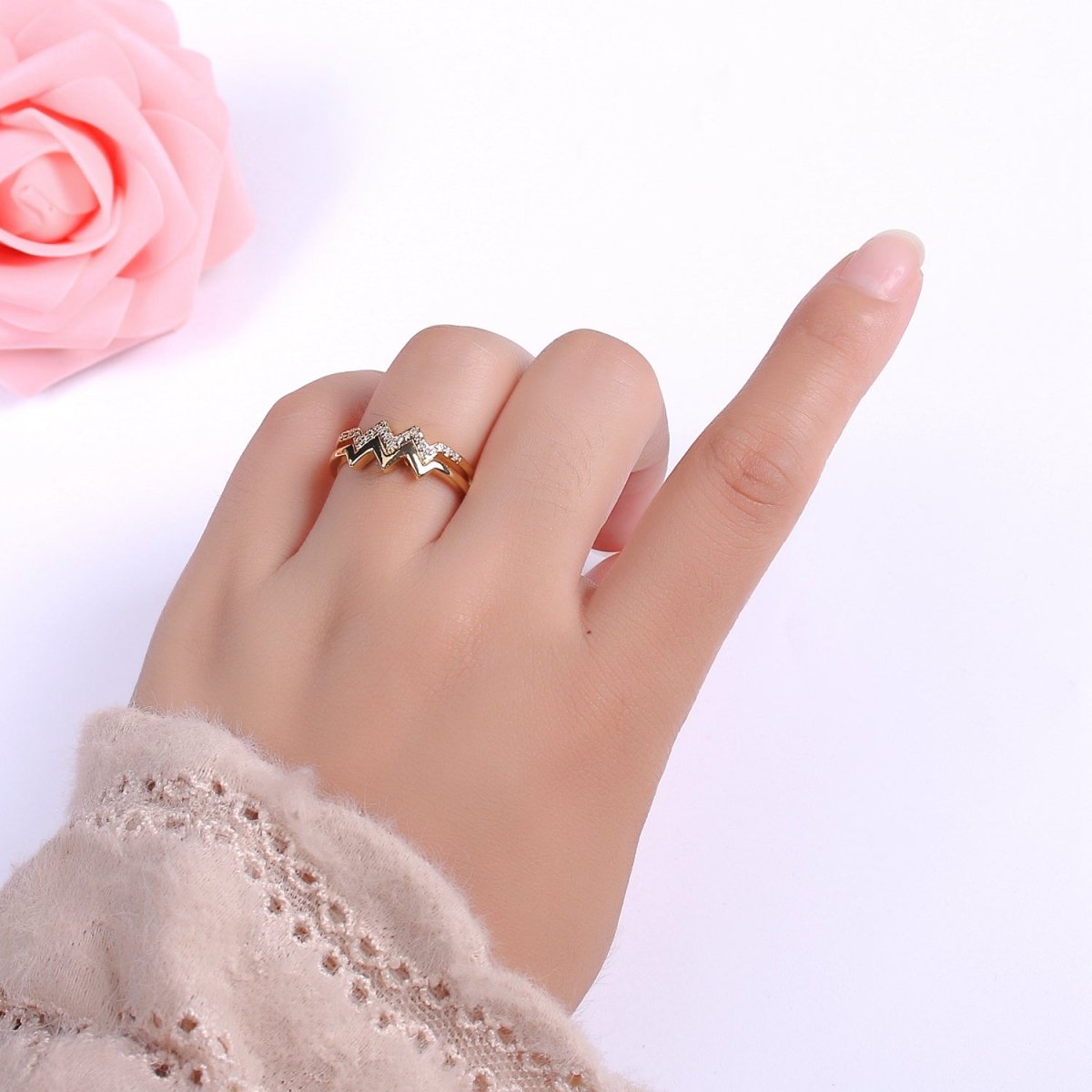 Zig zag stacking Ring Gold, 24K gold Filled wave stacking ring, zig zag ring, thin stacking ring gold Open Adjustable U-121 - DLUXCA