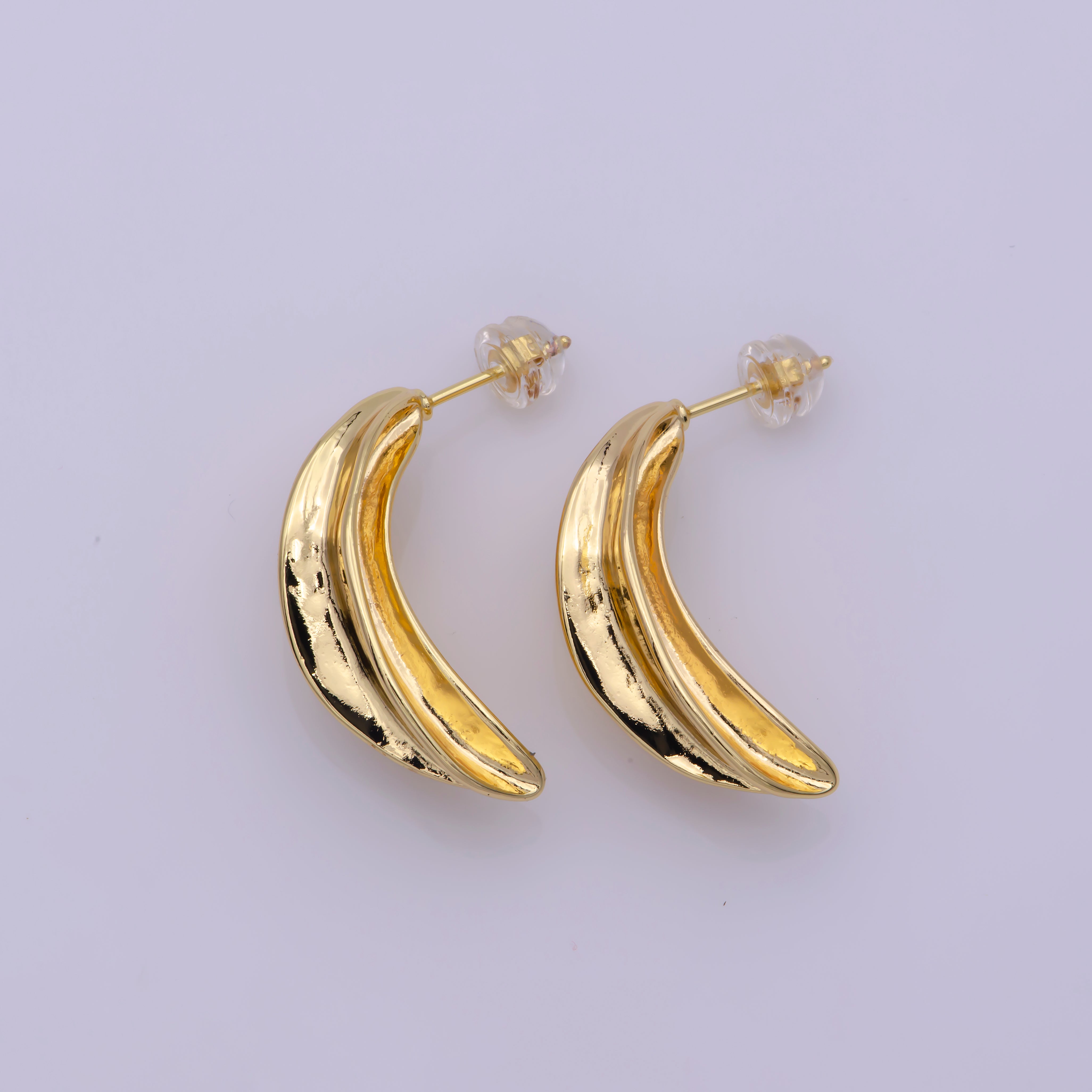 Gold Leaf Stud Earring, Leaf Shaped Earrings, delicate earrings, Tiny leaf studs, Minimalist studs - DLUXCA