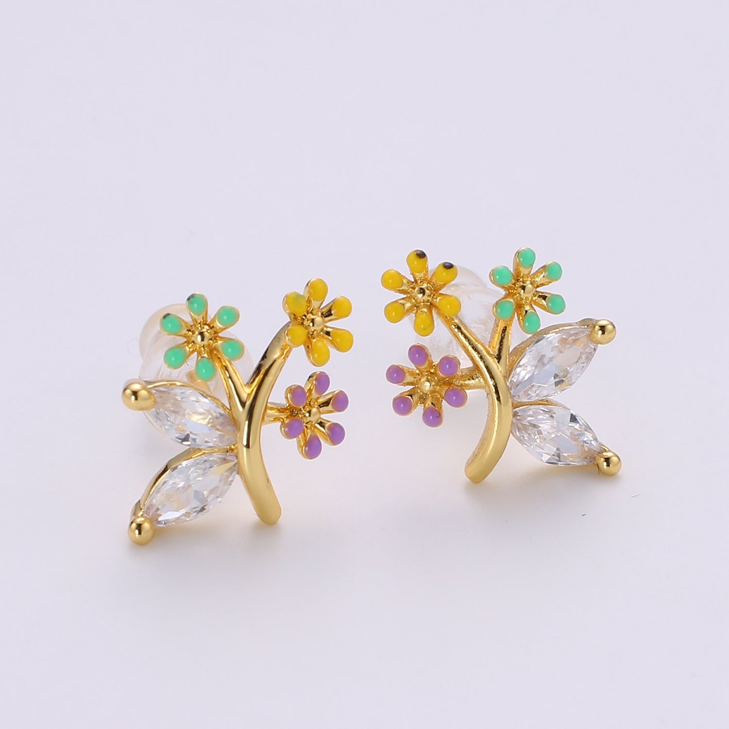 Gold Flower Stud Earring with Cz stone - DLUXCA