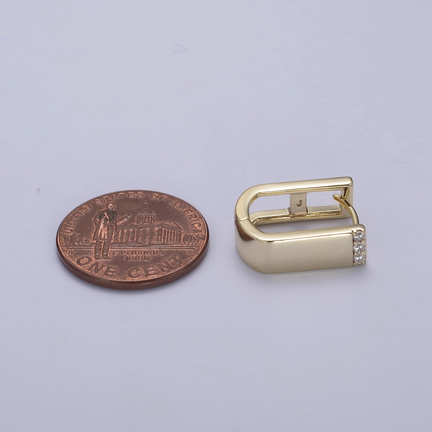 Thick Gold Hoop Earring - Oval Hoop Earring - Gold Statement Earrings -Hypoallergenic Gold Trendy Jewelry - Minimalist Hoop Jewelry t-296 - DLUXCA