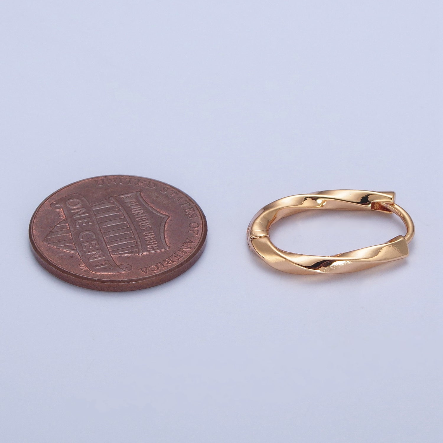 24K Gold Filled Geometric Hammered Twist U Shaped Huggie Hoops Earring  W715 - DLUXCA