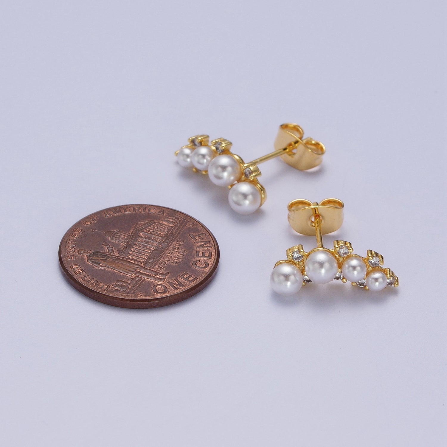 Gold Crescent Round White Pearls Stud Earrings | Y116 - DLUXCA