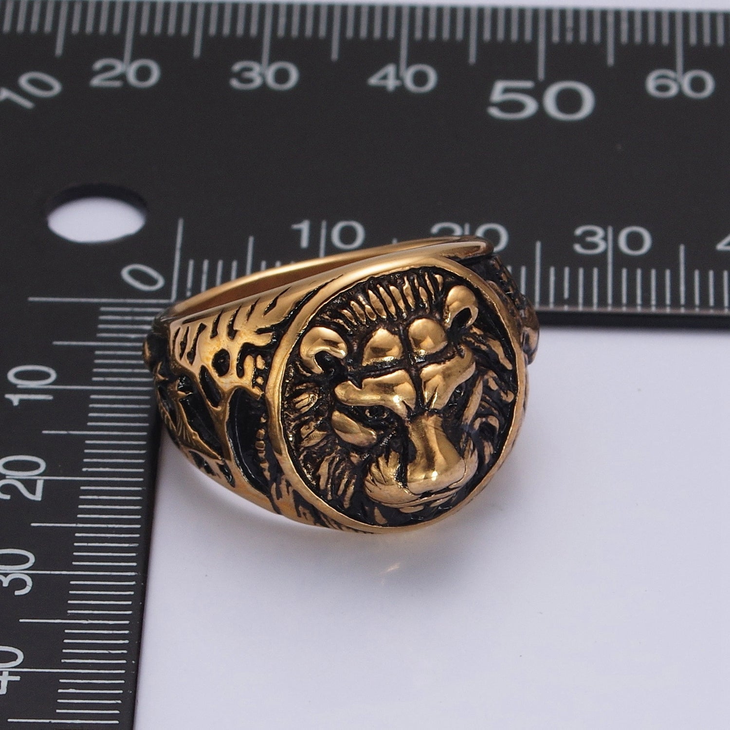 Men's Vintage Stainless Steel Ring Lion Head Shield Biker Gold / Silver Band Men Jewelry S-049 S-050 S-051 - DLUXCA