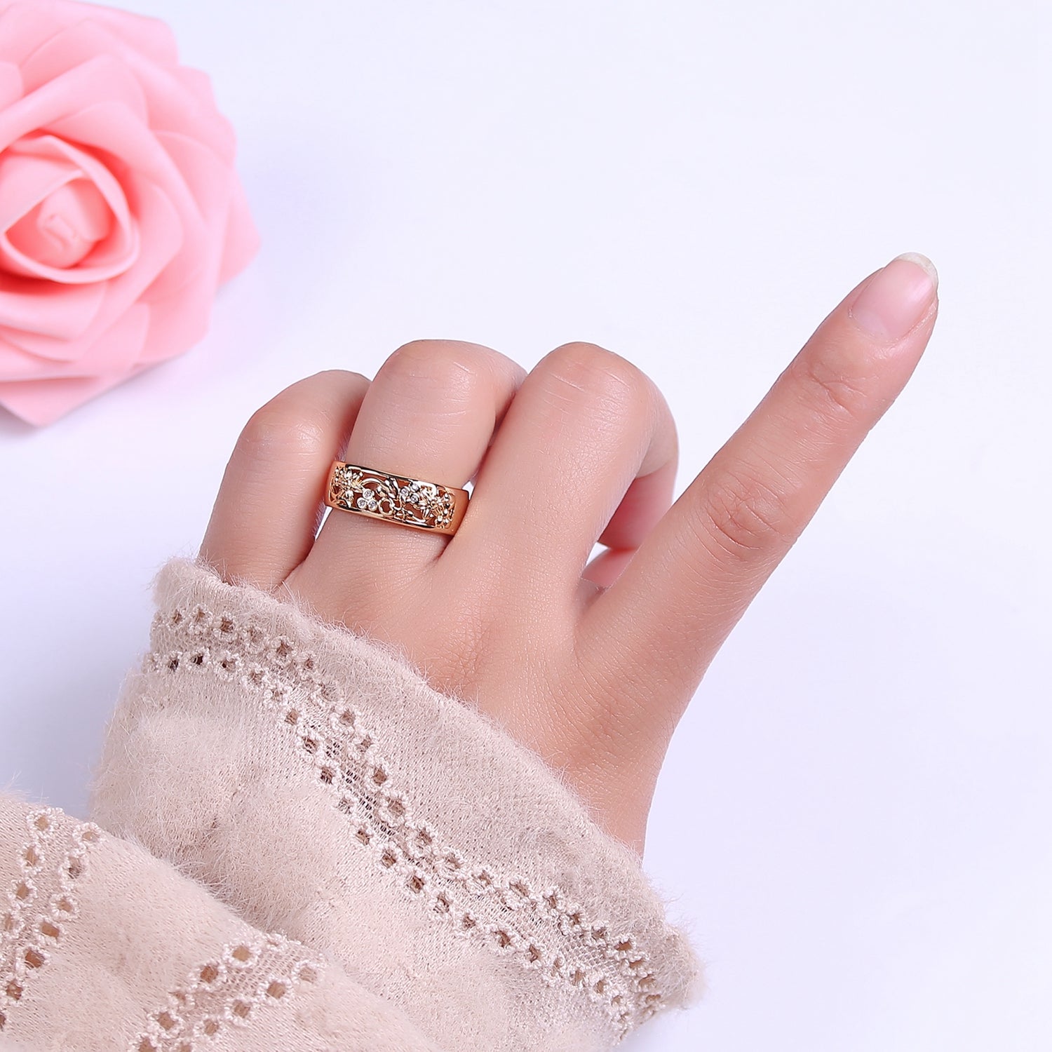 Dainty Art Deco Ring Flower Carved Design 18k Gold Filled Open Adjustable Ring V-226 - DLUXCA