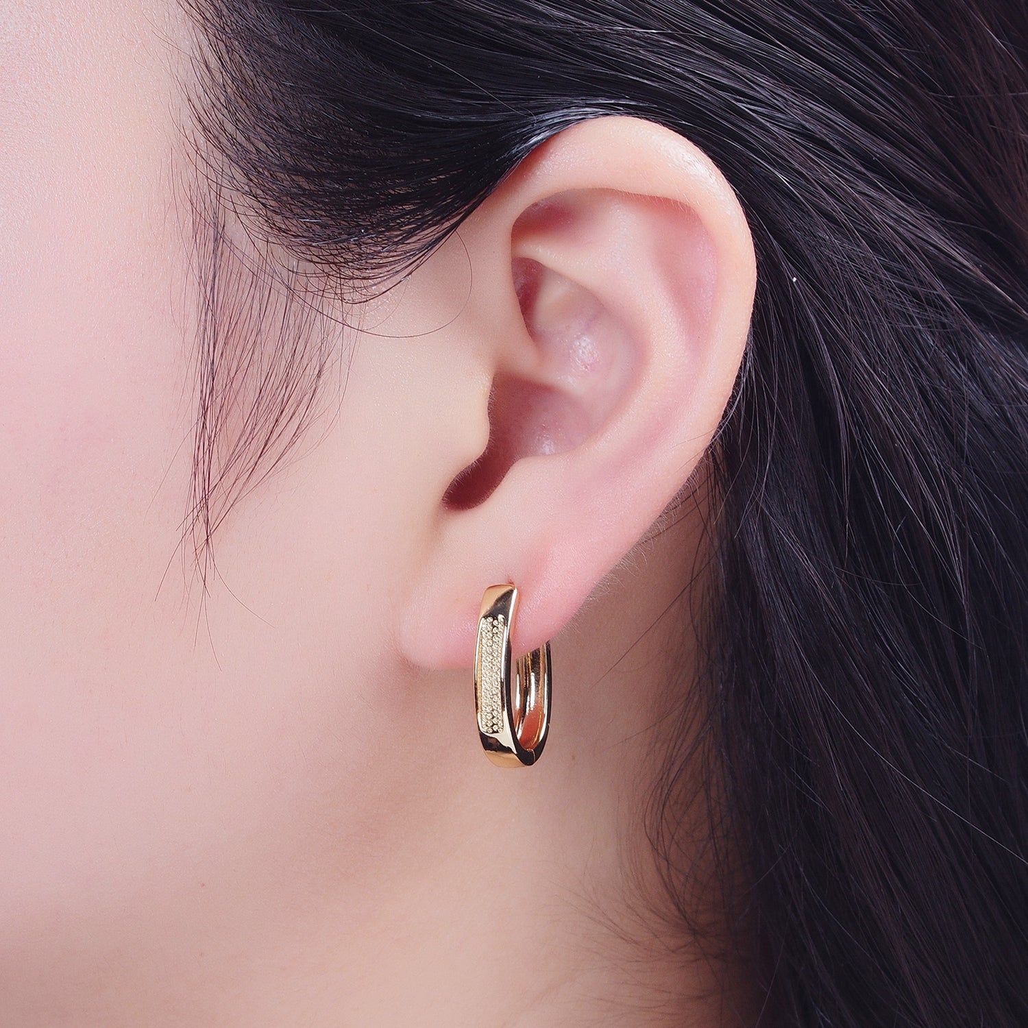 24K Gold Filled Textured Dotted U Shaped Huggie Hoop Earrings T-039 - DLUXCA